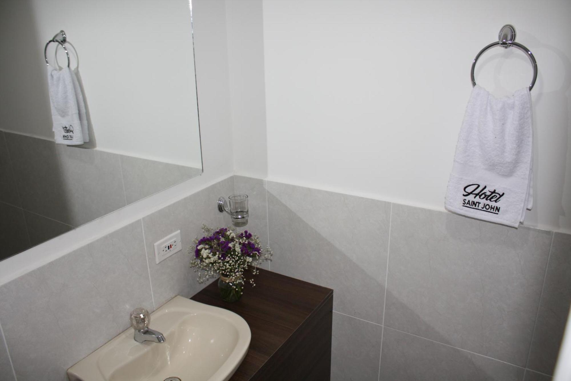 Hotel Saint John Medellín Dış mekan fotoğraf