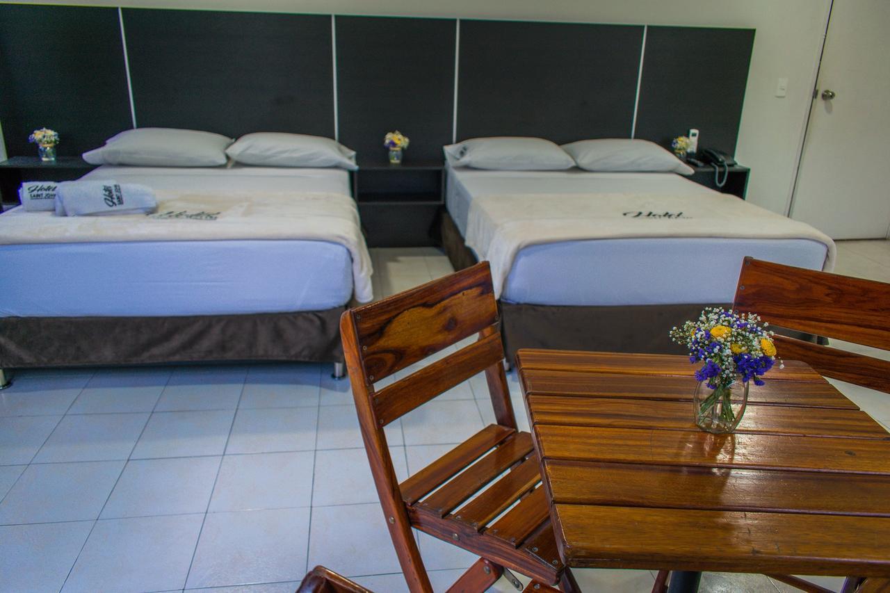 Hotel Saint John Medellín Dış mekan fotoğraf